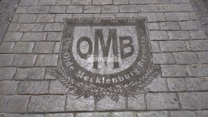 Carolina Bomanite enhanced the grand entrance at Olde Mecklenburg Brewery in Charlotte, North Carolina by installing Bomanite Imprint Systems featuring the Running Bond Belgian Block pattern.