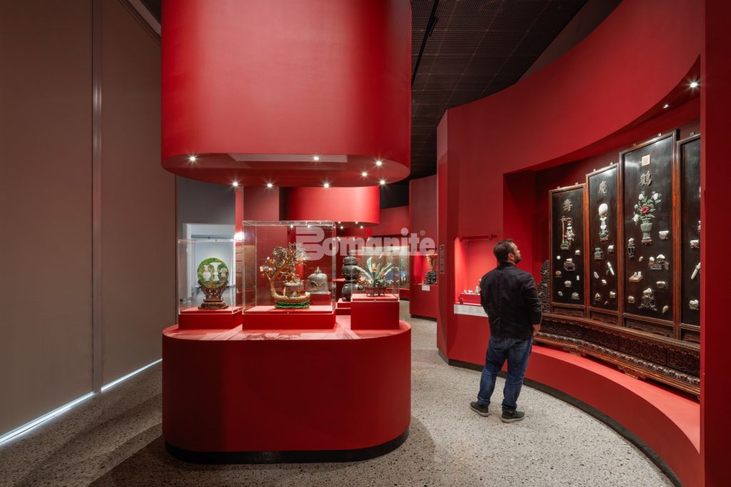 Texas Bomanite installed Bomanite VitraFlor at Crow Museum of Art at University Texas at Dallas.